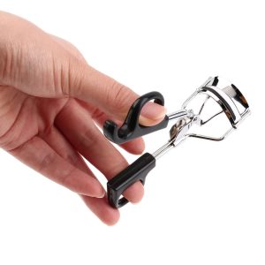 2017 New Delicate Lady Women Eyelash Curler Lash Curler Nature Curl Style Cute Curl Eyelash Curlers Beauty Tools Silver + Black,Black+Silver